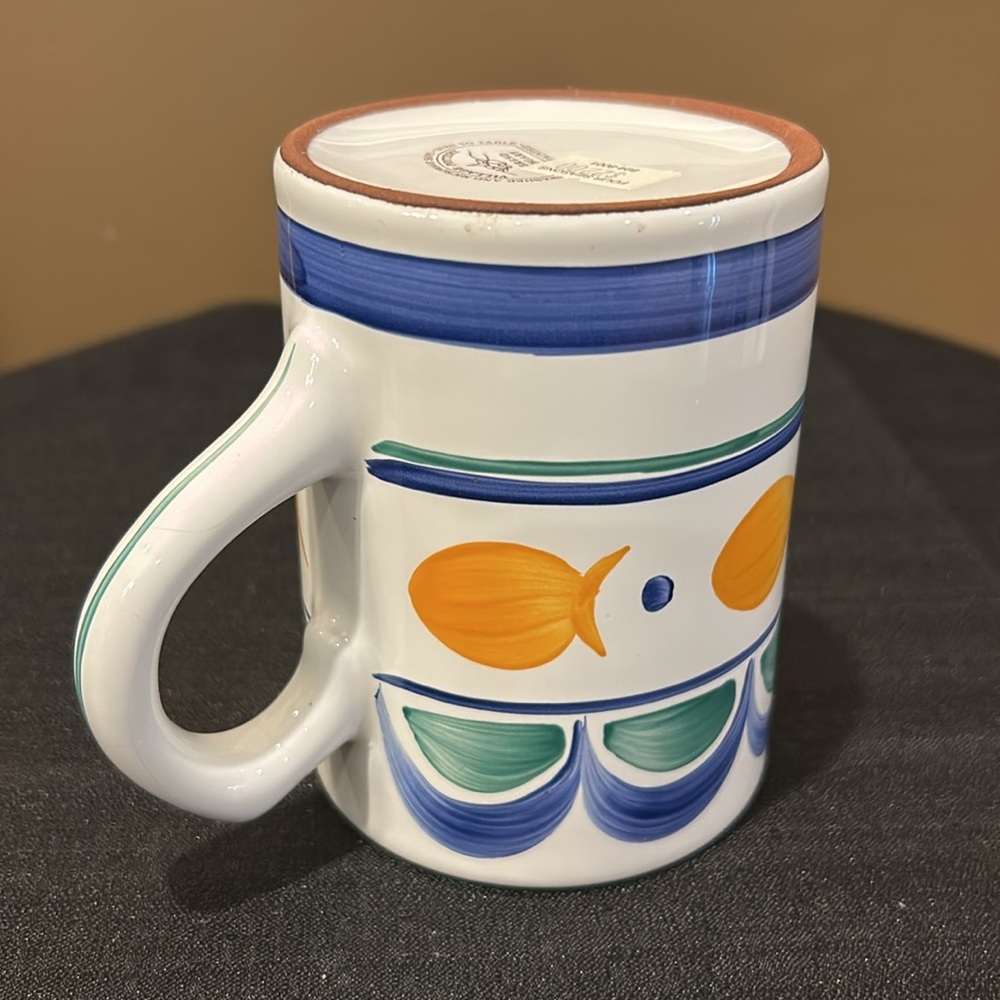 Herend Pottery Gold Fish Cup - Picture 8 of 15